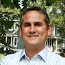 Oliver and Yolanda Caminos