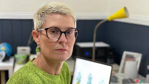 Sydney Catchment Authority's Ian Tanner talks to ABC 702 host Adam Spencer  about the algal bloom.