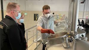 Und laut deiner kanadischen studie ist das sogar gut, denn lügen ist eine große denkleistung und will gelernt sein. Warsteiner Bei Galileo Prosieben Brauerei Gibt Exklusive Einblicke Nordrhein Westfalen
