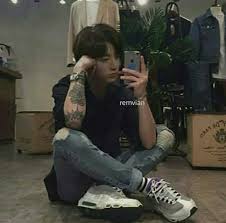 While jungkook is yet to reveal the meaning behind his sleeve tattoo, fans think that it represents his love. Bts Jeon And Edit Image 6449284 On Favim Com