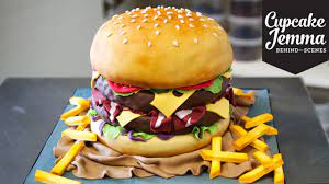 The Making Of A Burger Cake Cupcake Jemma Hi Everyone Time For Another Sneak Peak Behind The Scenes At Crumbs Doil Burger Cake Cupcake Jemma Crazy Cakes