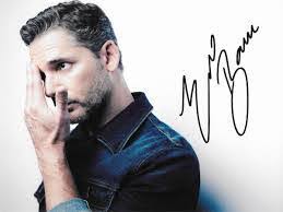 Eric Banaszak's Instagram, Twitter & Facebook