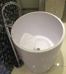 Japanese Deep Soaking Tub With Seat Deep Soaking Tub Japanese Soaking Tubs Deep Bathtub