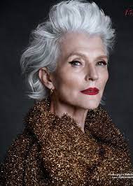 Maye Musk The 70 Year Old Model Of The Moment Beautiful Gray Hair Gorgeous Gray Hair Hairstyle