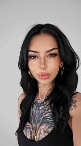 Michelle Sly's Instagram, Twitter & Facebook