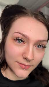 What are the best lash tweezers for long lasting grip?