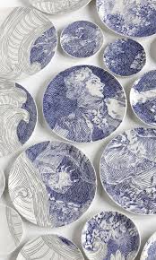 Beautiful Mosaics Made From Painted Ceramic Plates Painted Ceramic Plates Ceramic Painting Hand Painted Ceramics