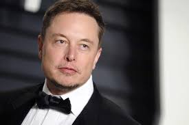 Elon Musk has officially bought Twitter at 44 billion dollars. "I did it to  help humanity", he writes.