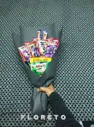 Diy eco rm2 chocolate bouquet jambangan coklat bajet super murah. Nak Bagi Hadiah Tapi Tak Nak Keluar Modal Besar Ini Diy Chocolate Bouquet Yang Boleh Korang Cuba Remaja