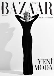 Black And White Fashion Magazine Cover Posts About Harper S Bazaar On The Black White Idea Fashion Magazine Cover Fashion Magazine Design Fashion Magazine Layout