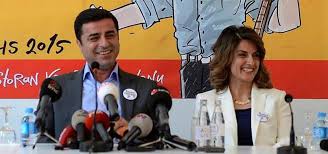 Mesaileri bitince de evlerine gidiyorlar. Selahattin Demirtas In Esi Bu Yuzden Ise Gitmemis A Haber Son Dakika Gundem Haberleri