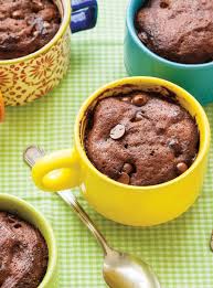 Moist Chocolate Cake In A Cup Ricardo Recipe In 2020 Mug Recipes Hazelnut Cake Mug Cake Microwave