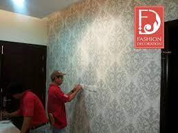 تركيب ورق الجدران على اختصاصيين و بكل احترافية ورق جدران اوروبي 100 decor wallpaper ورق جدران ورق حائط ديكور فخامة جمال decor styles painting style
