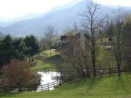 Lovely Setting Beautiful Places Secluded Cabin Weekend Vacations