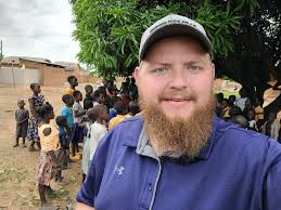 Hello, my name is Seth and I'm single. I'm looking to meet someone new and  start a relationship. If you're interested in getting to know me, please  leave me a message or