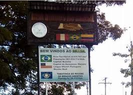 La frontera con la república federativa del brasil abarca una longitud cercana a los 1645 kilómetros. Como Es Posible Que No Haya Un Aviso De Bienvenido A Colombia En El Paso Fronterizo De Leticia Y Tabatinga Brasil Las2orillas