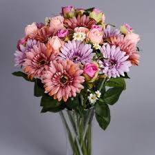Ranges of artificial plants wholesale are full shape, clear veins, high quality materials, comfortable feel, more vivid, will not fade, no need to care. Artificial Flowers Beautiful Faux And Silk Flowers Uk