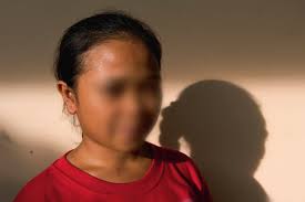 Cecilia Flores-Oebanda