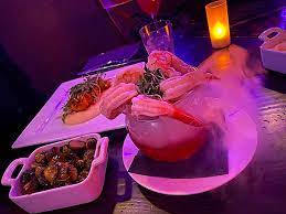 Beetle house is a restaurant and bar that pays tribute through food and drink to all things dark and lovely. Stahl House La Tour Iconic Mid Century Modern Home Los Angeles Architecture Beetle House Tim Burton Restaurant La Carmina Blog Alternative Fashion Goth Travel Subcultures