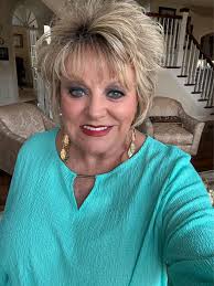 Tom's post made me think about the '73 couples. (Both partners from GCHS  class of '73). He and Denise were one. Here are some others I can think of.  Add