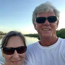 What are some reliable cars to tow behind an RV in Fort Myers, FL?