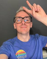 ɅJ Pitts (@thegreatajpitts) • Instagram photos and videos