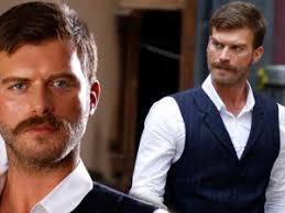 Tugay tatlıtuğ, cem tatlıtuğ, melisa tatlıtuğ. Kivanc Tatlitug Kurt Seyit Icin Imajini Degistirdi Iste Kivanc Tatlitug Un Yeni Imaji Magazin
