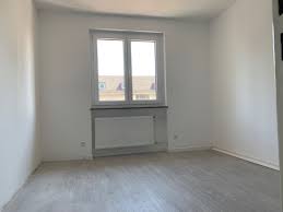 Was beim mieten einer wohnung zu beachten ist. 4 Zimmer Wohnung Zu Vermieten Bradleystr 44 89231 Neu Ulm Neu Ulm Kreis Mapio Net