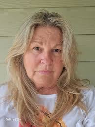 Pamela Greenfield's Instagram, Twitter & Facebook