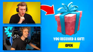 For more fortnite videos subscribe today! Gifting Skins To Famous Youtubers Every Time I Die In Fortnite Youtube
