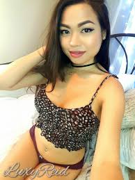 Luxy Reid - Free pics, galleries & more at Babepedia