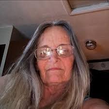 Michelle Higbee's Instagram, Twitter & Facebook