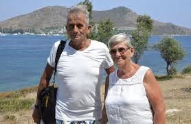 Teröristlere, mafya babalarına boyun eğmeyen. Canan Karatay Kac Cocugu Var Esi Ali Basak Kimdir