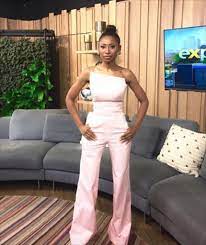 Businesswoman and actress enhle mbali is on a journey of recovering after her split from internationally renowned dj black coffee. Watch Enhle Mbali Channels Her Inner Toni Braxton