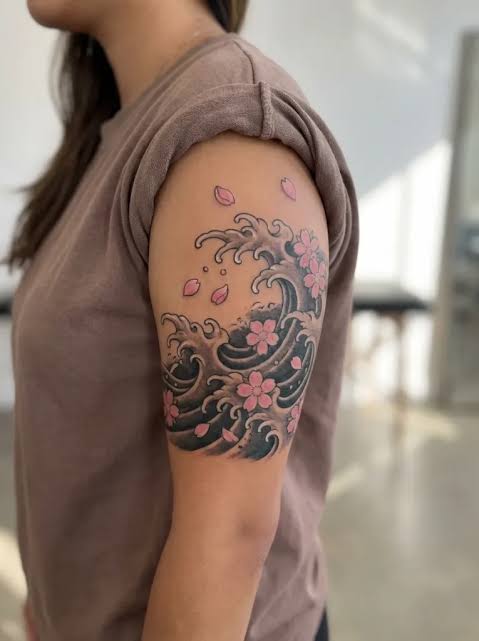22 Japanese Wave Tattoos with Classic Ocean Energy