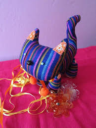 Se realizan con el propio cuerpo o con recursos fácilmente disponibles en la naturaleza. 10 Ideas De Juegos Tradicionales Mexicanos Juegos Tradicionales Mexicanos Juguetes Artesanales Juegos Tradicionales