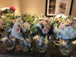 To 6 p.m., and friday and saturday from 3 to 10 p.m. Di Bella Flowers Gifts Updated Covid 19 Hours Services 131 Photos 84 Reviews Florists 2021 W Charleston Blvd Downtown Las Vegas Nv Phone Number Yelp