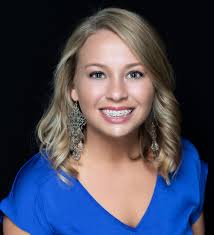 Amber Traub's Instagram, Twitter & Facebook