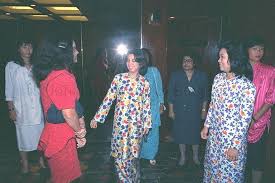 Malaysian Princesses From Right Front Tunku Mariam