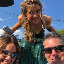 Chattanooga Area Hair Stylist (@amybroome_aehairandco) • Instagram photos  and videos