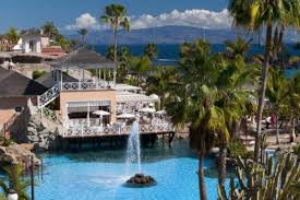 В gran hotel bahía del duque уже рождество! Bahia Del Duque Hotel Adeje Spain Overview