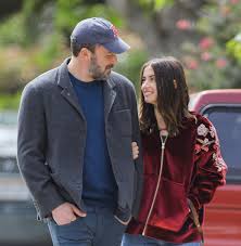 Top podcasts in society & culture. Velvet Gumicukor Ben Affleck Es Baratnoje Total Kimarad A Vilagvege Hangulatbol