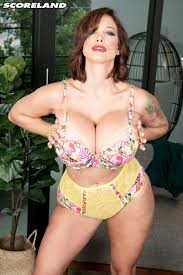 Brittany Elizabeth: Three Cheers For Big Tits - Brittany Elizabeth (100  Photos) - Scoreland