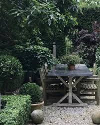 Debby Botanica Trading On Instagram Alfresco With Nigel Slater I Think Designed By Coyotewillow If I M Outdoor Gardens Lawn And Garden Small Garden Design