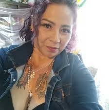 🥰 ¡Que gran momento padre e hijo! Jayson Tatum compartiendo la felicidad  de ser campeón con su hijo Deuce 🧑‍🧒 🏆