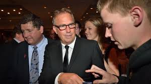 CSUF baseball gets financial boost, pep talk from fan and alum Kevin  Costner