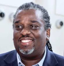 majistra Youri kraze lit la