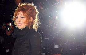 Find out when mylene farmer is next playing live near you. 20 5lkwtvwhw M