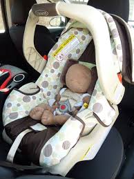 You can play with the height adjustment for optimal comfort. Graco Snugride 30 Review The Snugride Infant Seat For Smaller Babies Carseatblog