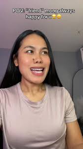 I dont find "ambisyosa" as an insult, its a FACT. LIBRE lang mangarap, nasa  sayo nalang kung gagawan mo ng paraan para magkatotoo. Pati ba naman ang  pagkakaroon ng pangarap ngayon ipagkakaiit